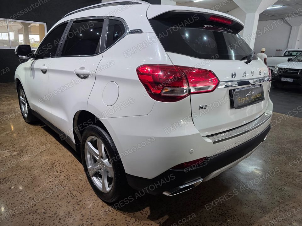2020 Haval H2 1.5T Luxury Auto photo 3