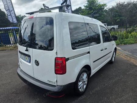 2018 Volkswagen Caddy CrewBus 1.6i photo 7