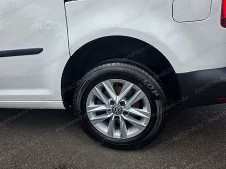 2018 Volkswagen Caddy CrewBus 1.6i photo 10