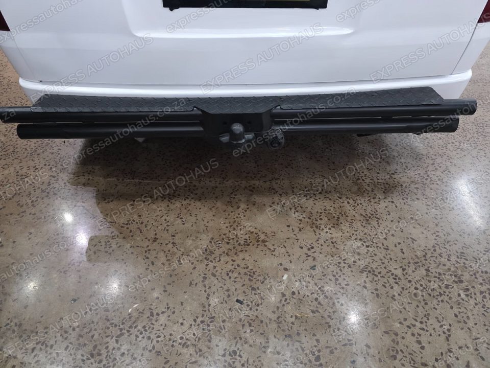 2009 Toyota Quantum 2.7 14-seat photo 2
