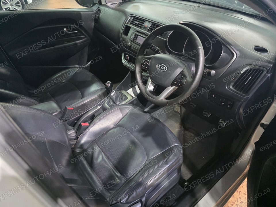 2012 Kia Rio 1.4 Tec 5-dr photo 10