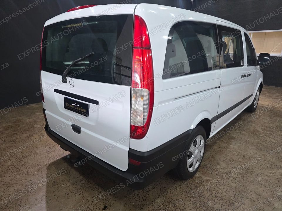 2005 Mercedes-Benz Vito 115 CDI 2.2 Crew Bus photo 9