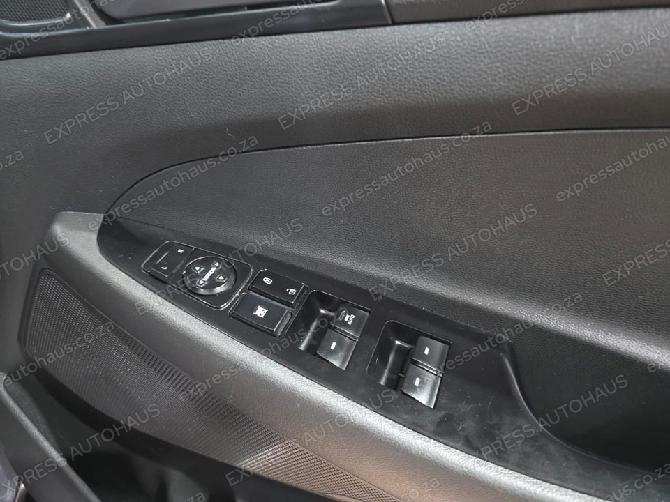 2016 Hyundai Tucson 2.0 Premium Auto photo 11