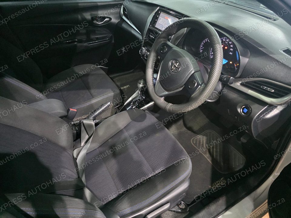 2019 Toyota Yaris photo 11