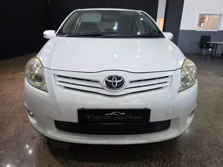 2011 Toyota Auris – 205000km