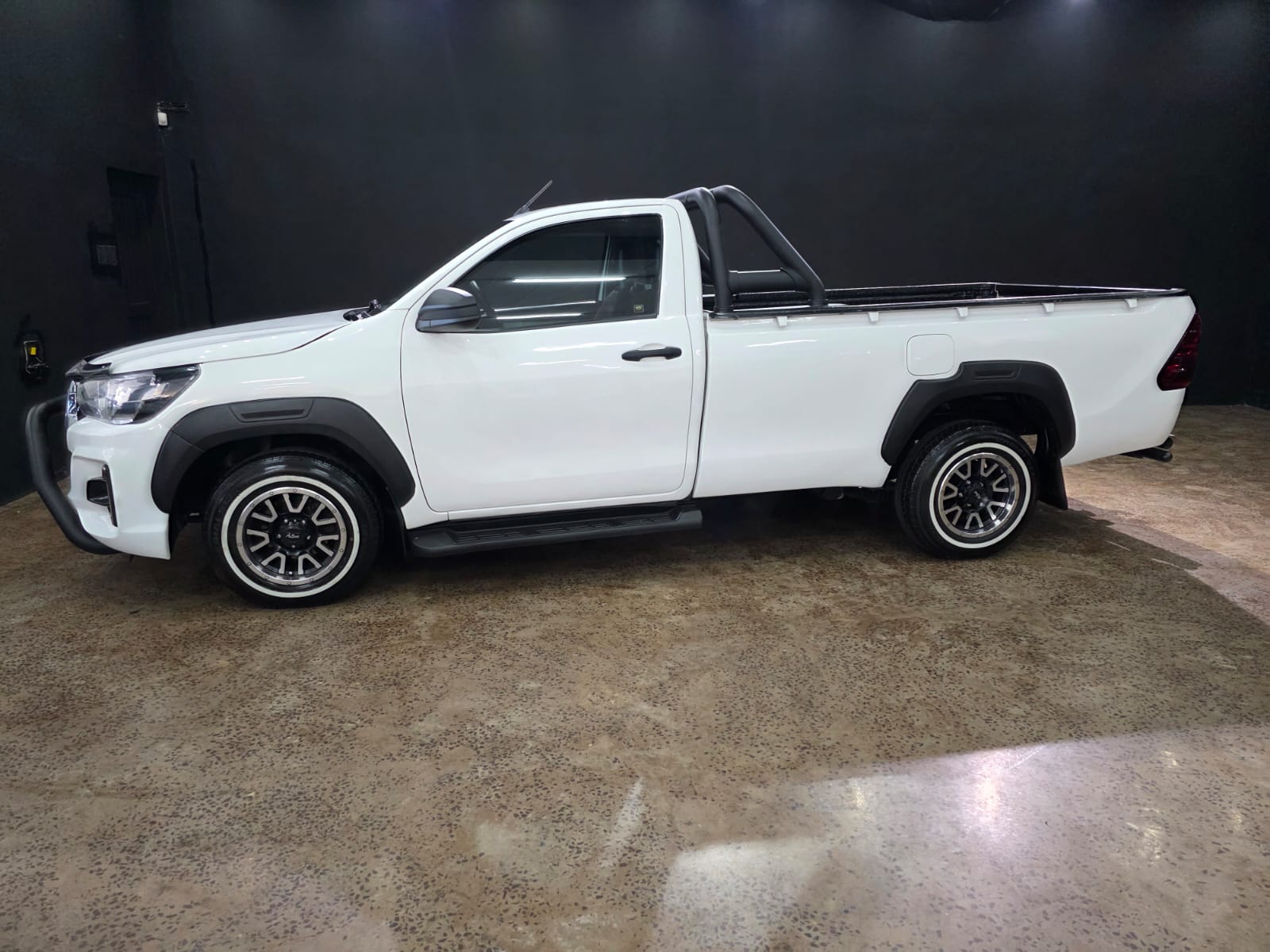 2016 Toyota Hilux 2.4 GD Single-Cab