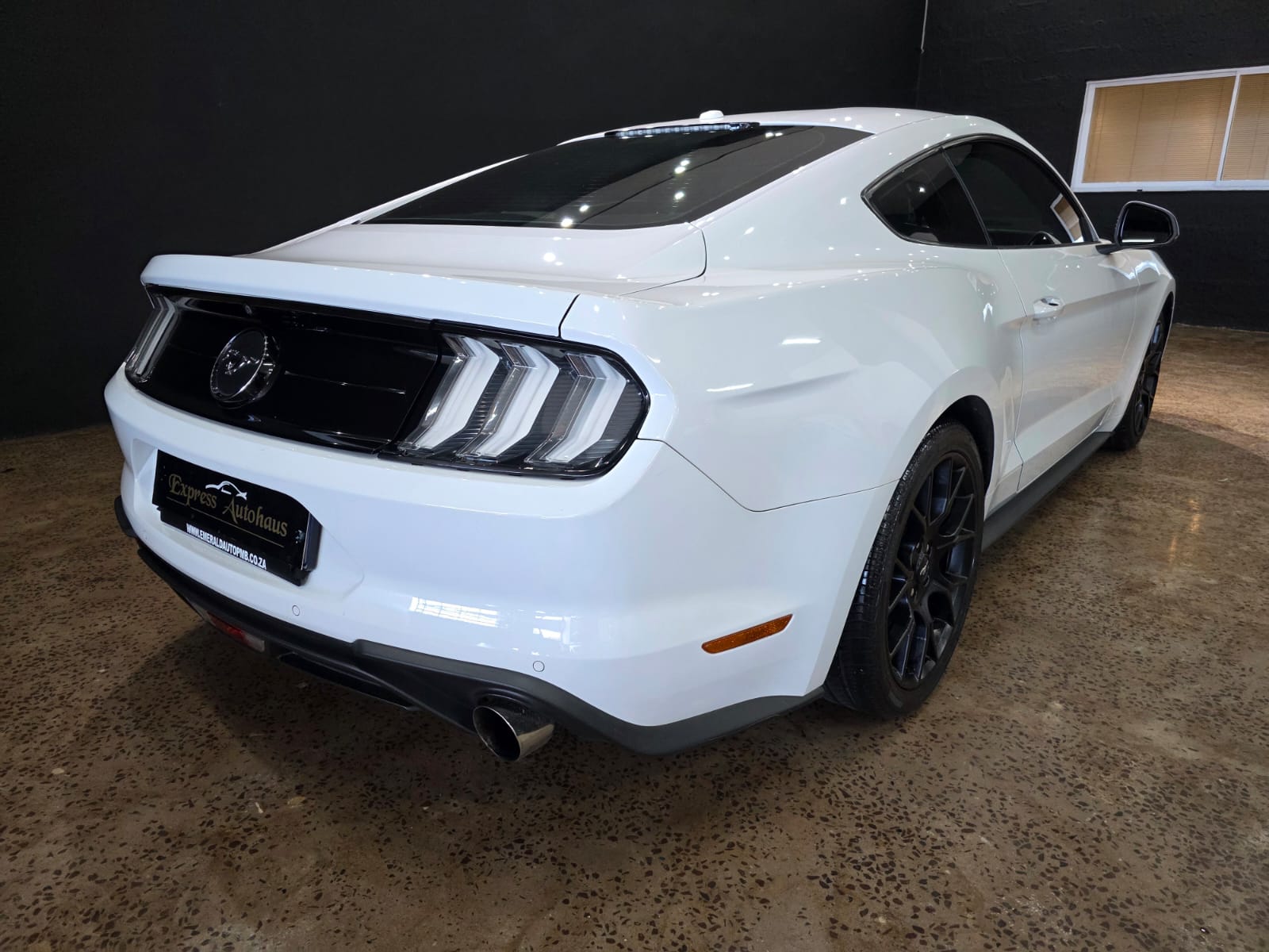 2020 Ford Mustang 2.3 Auto