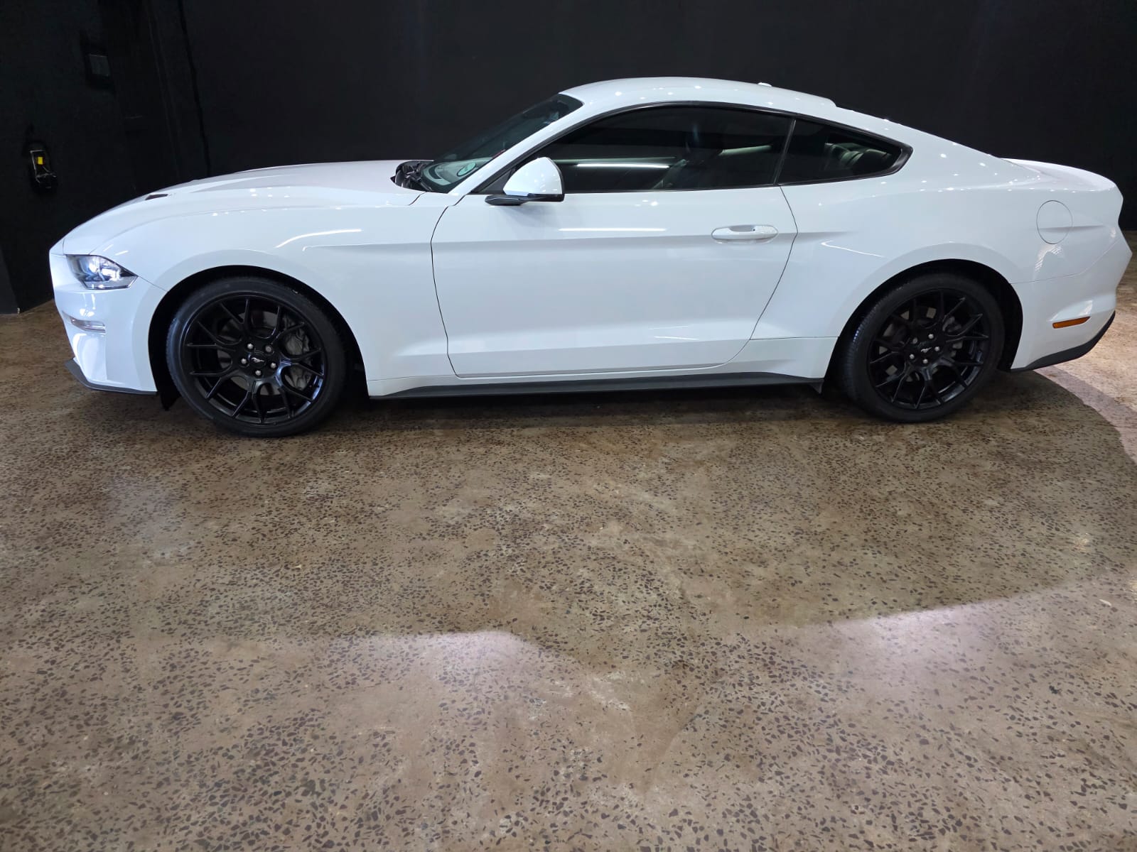 2020 Ford Mustang 2.3 Auto